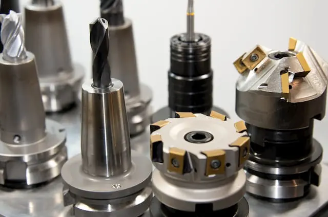Milling-tools-and-cutters